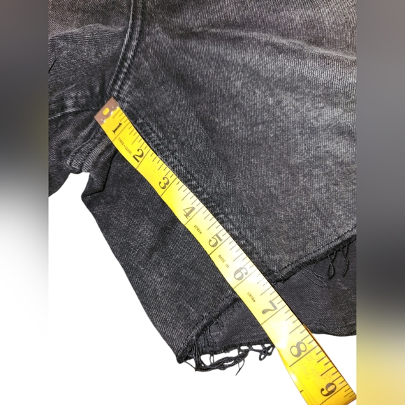 Old Navy OG Loose Size 16 Gray/Black Denim Shorts - Picture 7 of 9